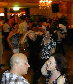 Salsa in Berlicum (near sHertogenbosch):De Witte Zwaan